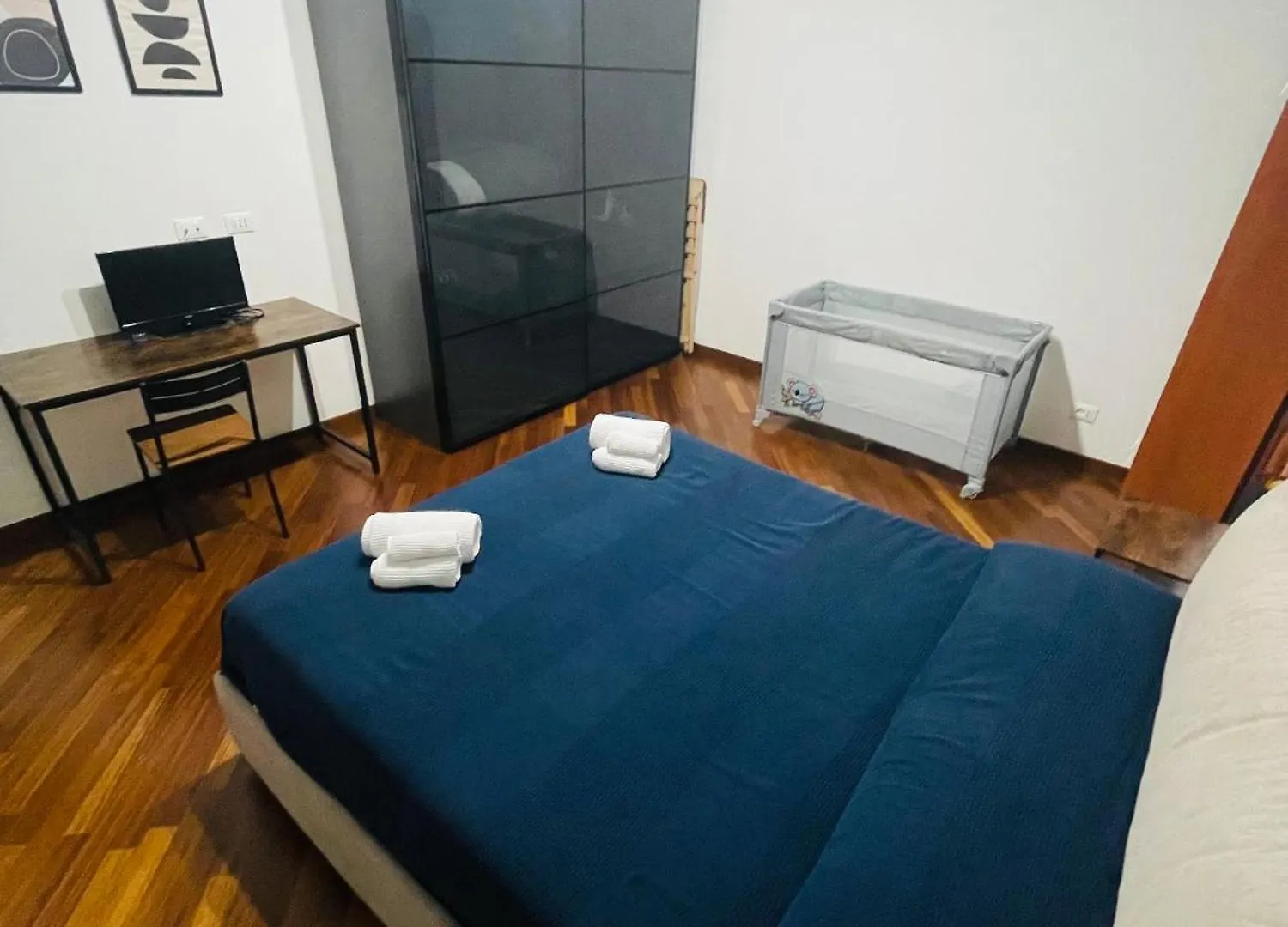 Casa Giulia Monteverde Roma 0*,